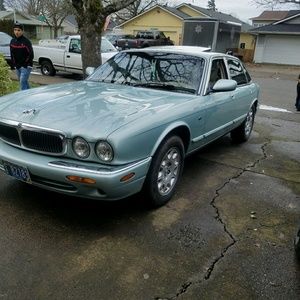 Meet your Posher, Arturo